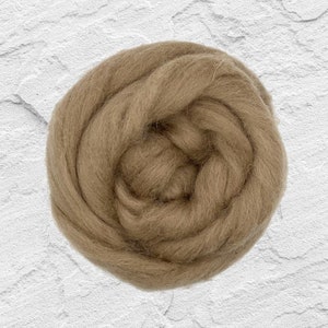 Dyed Shetland Wool Top Roving / 1oz - Hound