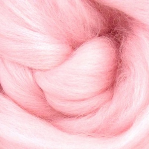 Dyed Corriedale Natural Spinning Fiber Wool Top Roving / 1oz - Cotton Candy