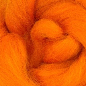 Dyed Corriedale Natural Spinning Fiber Wool Top Roving / 1oz - Clementine