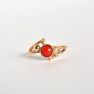 Red Coral Ring 14kt Yellow Gold