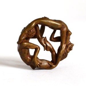 Wedding Gift / Yin/Yang / Couple In The Round
