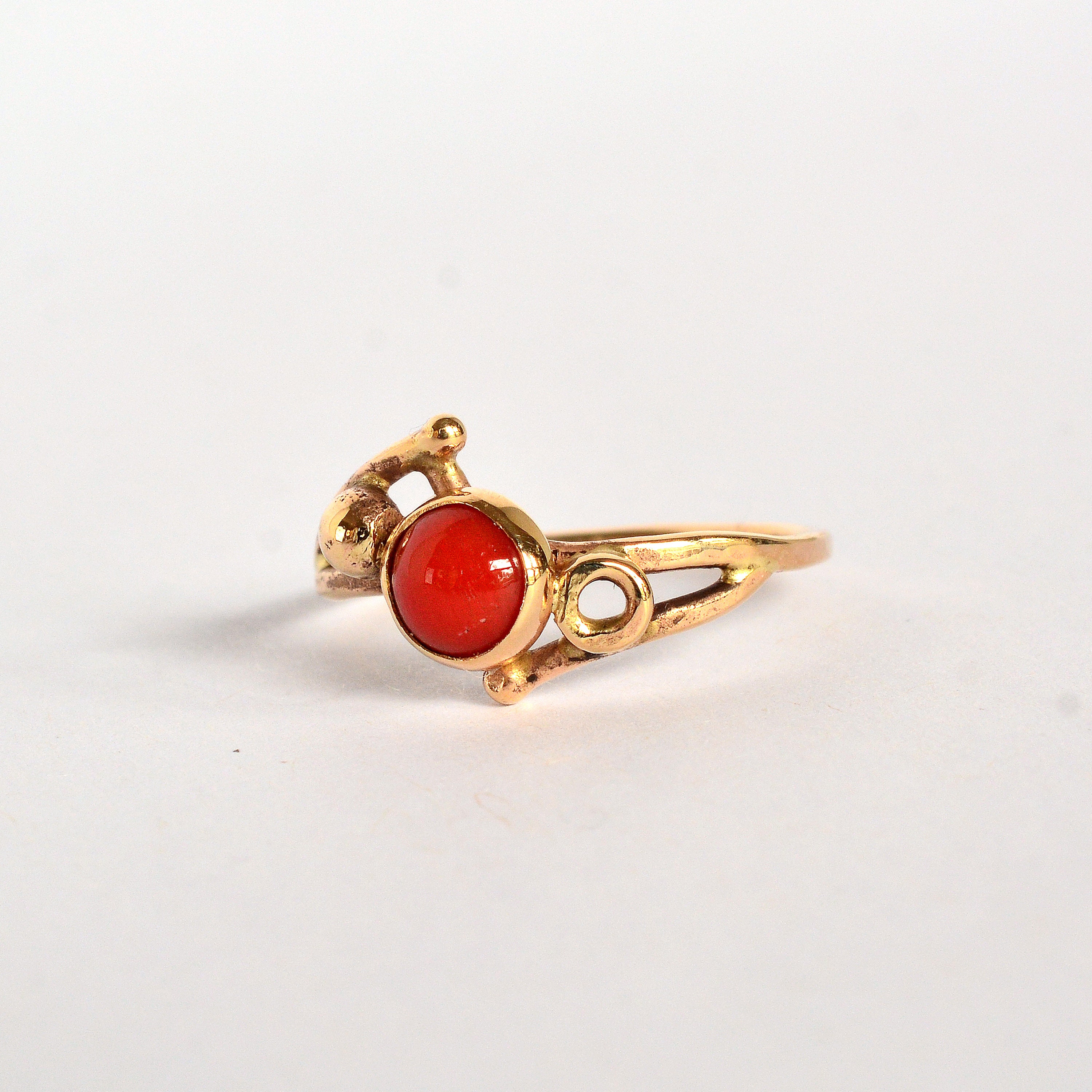 Vintage Red Coral 14K Yellow Gold Ring, Coral Gemstone Ring