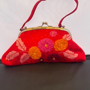 beautiful red vintage embroidered clutch purse