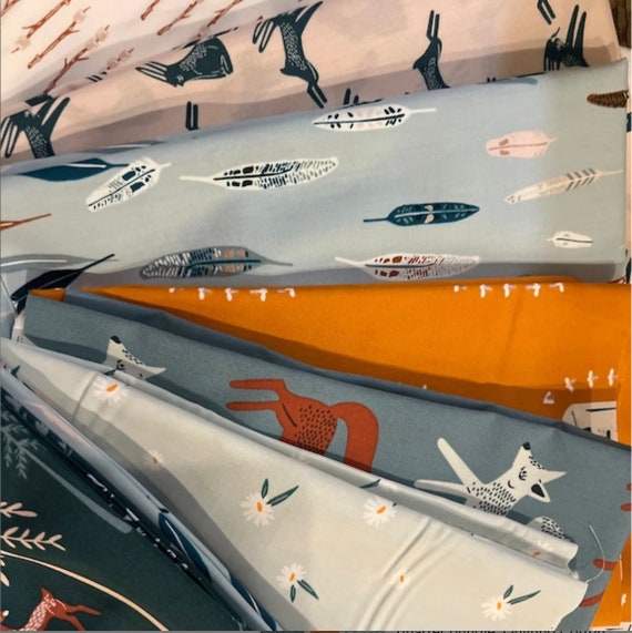 Campground Critters: Fat Quarter Bundle - 12 pcs Campground Critters: Fat Quarter Bundle - 12 pcs