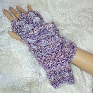 Dragon Scale Gloves, Mermaid Gloves, Arm Warmers, Cosplay Gloves, Fantasy Gloves, Crochet Gloves, Dragon Scale Gloves, Gradient