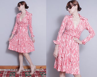 Vintage 1970's | Red & White | DIANE VON FURSTENBERG | Wrap | Made in Italy | Dress | S