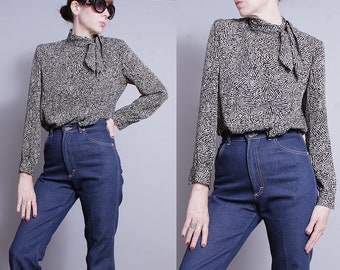 Vintage 1970's/1980's | Abstract Pattern | Silk | Ascot Collar | Button Down | Blouse | Top | M