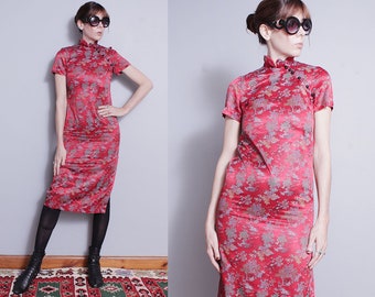 Vintage 1990's / Rojo / Inspiración asiática / Cheongsam / Cuello mandarín / Midi / Vestido / XS/S