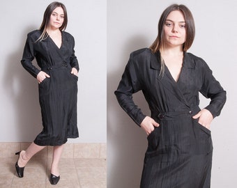 Vintage 1980's | Black | 100% Silk | Minimalist | Dress | M