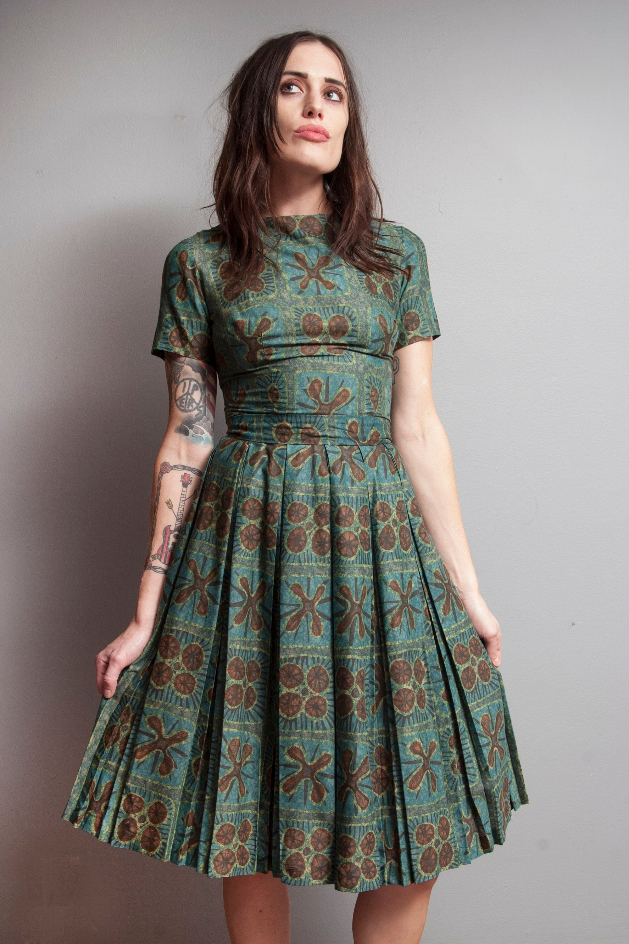 Vintage 1950's Mid Century Modern New Look Fit & Flare Pleated