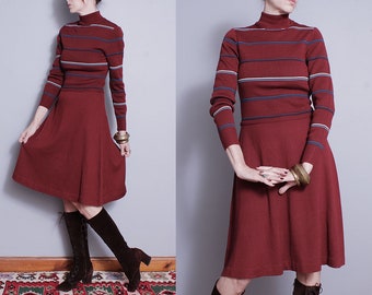 Vintage 1970's | Striped | Wool Blend | Turtleneck | Sweater | Dress | S