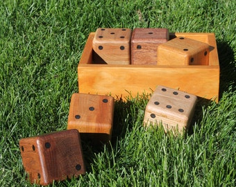 Hand Crafted Oak Lawn Dice with Carrying Tray