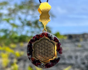 Galactic Orgone Pendant Flower Of Life - Gold Healing Necklace - 432 Hz, Ancient Solfeggio, Archangelic Frequency