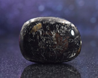 Genuine Nuummite from Greenland | Rare | 1.31" | 28.9 grams