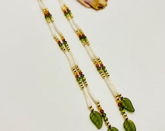 7.75" Dentalium + Green/Yelllow Glass Beads