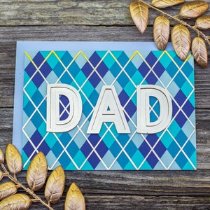 Vatertagskarte SVG, Papa Geburtstagskarte SVG, Papa Karte SVG, 5 "x 7" Argyle Muster Karte + Umschlag svg Cut File, Geburtstagskarte für Papa svg