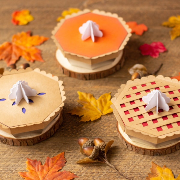 Mini 3D Pie Gift Box SVG Cut File Bundle de tarte à la citrouille, conceptions de tarte en treillis pour l’automne, Thanksgiving | Automne SVG, Thanksgiving SVG, Pie Svg