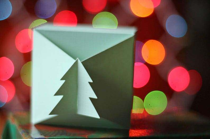 SVG File: Interlocking Christmas Tree Gift Box Cut File Instant Download image 1