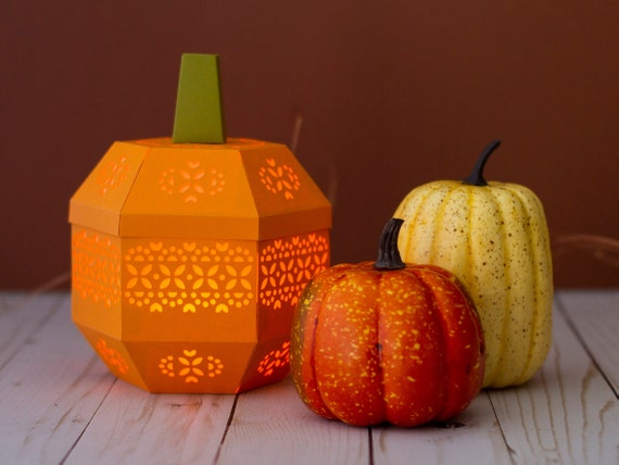 Pumpkin lanterns 2024