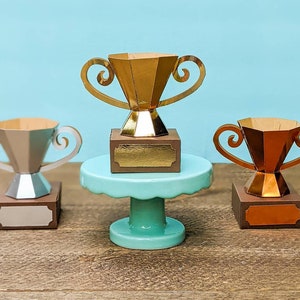 Mini 3D Trophy SVG Cut File, Treat Holder, Olympics Svg, Contest Award Svg, Sports Party Favor SVG File | Direct downloaden
