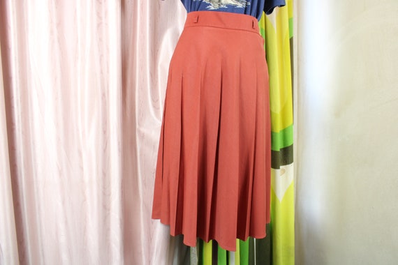 70s Rust Coloured Pleated Skirt - image 1