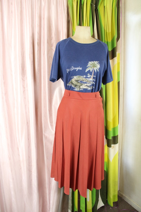 70s Rust Coloured Pleated Skirt - image 2