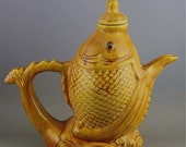 Fine Old Chinese Antique Ming Dynasty 大明弘治 Yellow Glazed Porcelain Fish Teapot