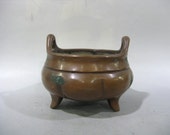 Unique Beautiful Chinese Antique Da Qing Qian Long Old Copper Bronze Censer With Hand Shank Pattern
