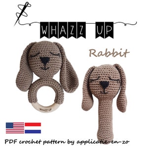 Op de afbeelding: Een haakpatroon voor een konijnenrammelaar in PDF-formaat. Het patroon bevat twee versies: een ringrammelaar en een bijtring. Het patroon is beschikbaar in het Engels en het Nederlands. Het patroon is van Whazz Up.