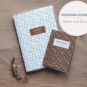 Funda para cartilla U y certificado de vacunación con estampado "Millefleurs"