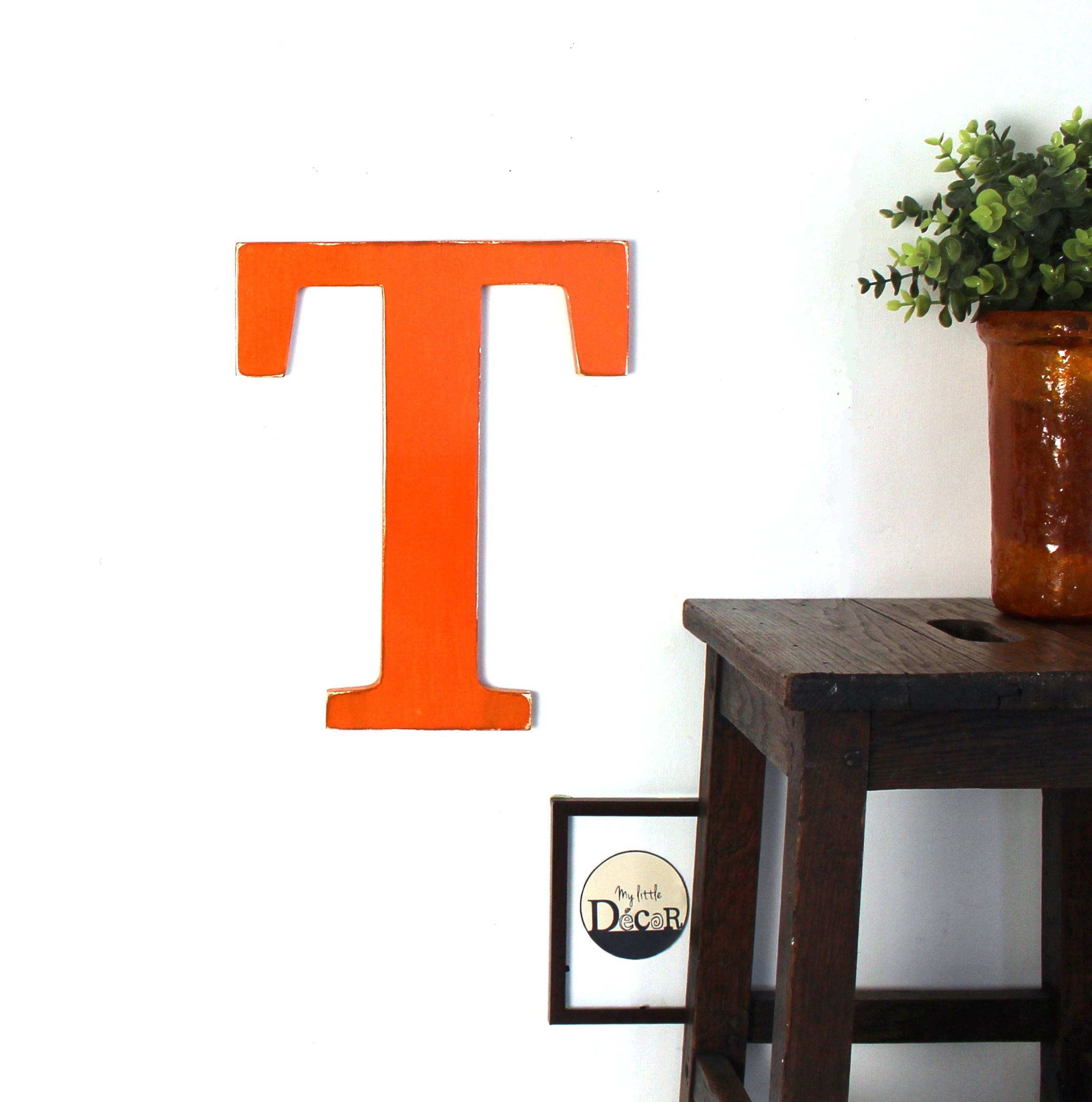 Lettre en Bois T Orange Patiné à Accrocher Pour Une Décoration Murale, Un Mariage, Un Anniversaire _