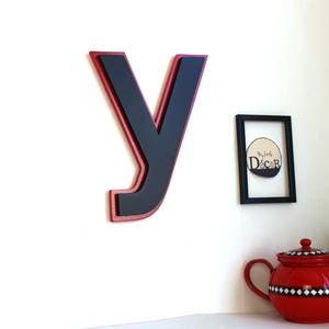 letra de madera y negra y roja_ letra para colgar _ mylittledecor