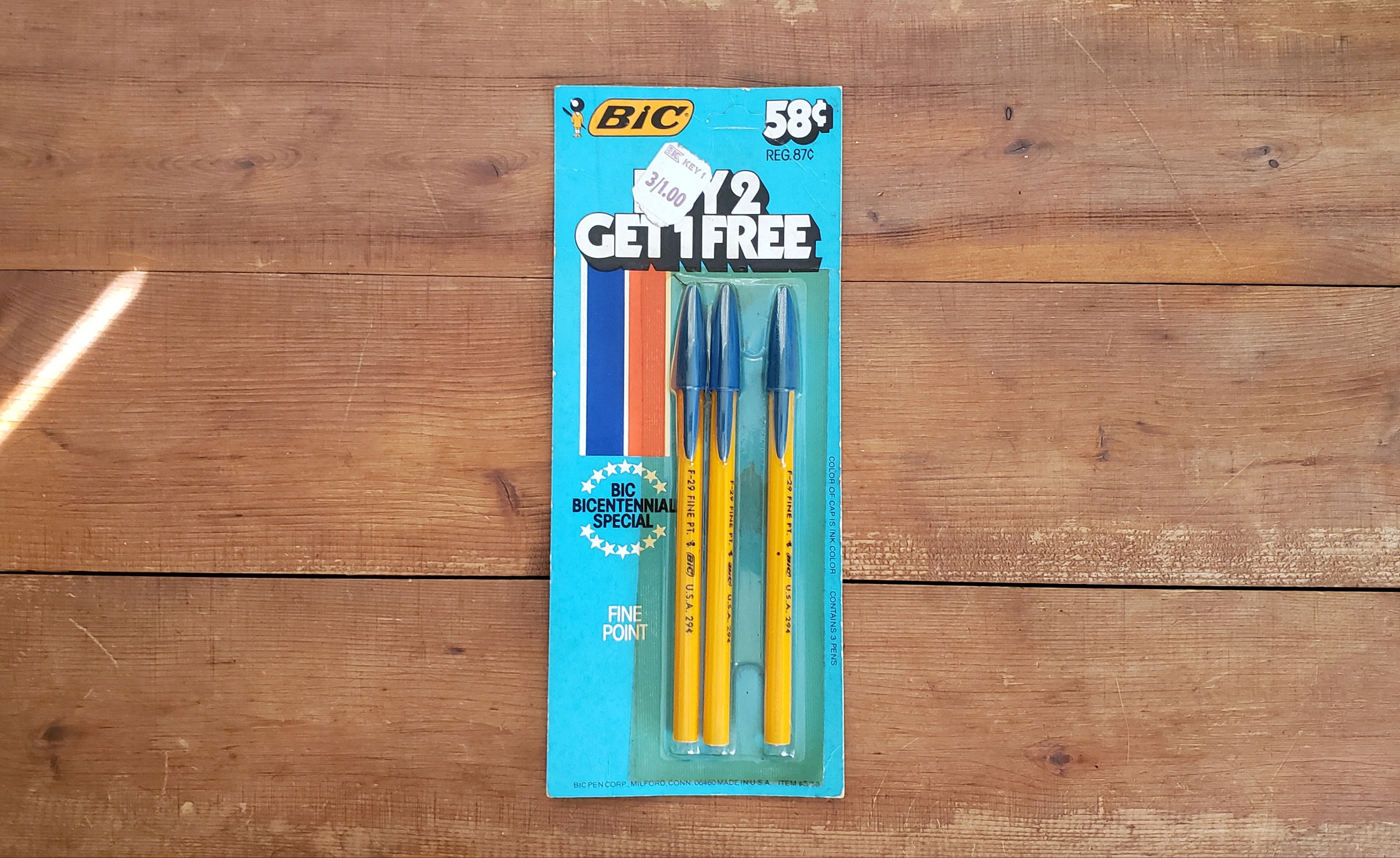 サヴィニャック BIC BALLPOINT PEN POP 1950年代 サヴィニャック BIC BALLPOINT PEN POP 1950年代 コレクション