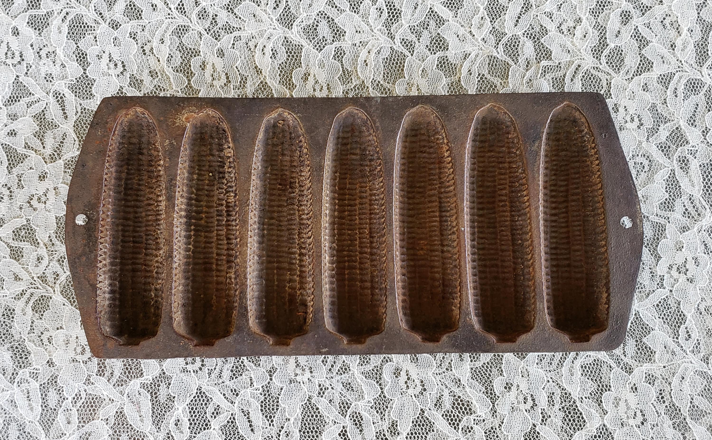 Vintage Lodge Cast Iron Corn Stick Baking Pan, Cornbread Stick Pan With 5  Molds, Vintage Cast Iron Kitchenware, Farm House Kitchen Decor 