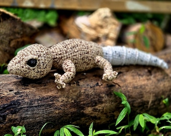 gecko crochet pattern, crochet pattern, amigurumi pattern, crochet gecko