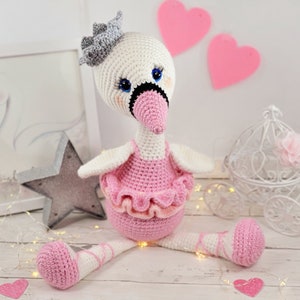 swan crochet pattern, crochet swan, swan pattern, crochet pattern image 1