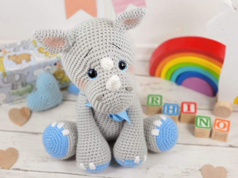 rhino crochet pattern, crochet pattern, crochet rhino, amigurumi, rhino tutorial image 1