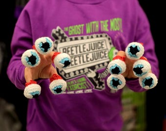 eyeball crochet pattern, crochet pattern, eyeball, crochet eyeballs, eyeballs
