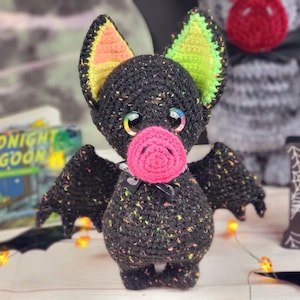 bat crochet pattern, bat pattern, crochet bat, amigurumi, amigurumi bat, halloween crochet pattern