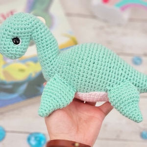 lochness monster, lochness, lochness crochet pattern, crochet pattern, amigurumi, tutorial, crochet lochness monster, baby gift