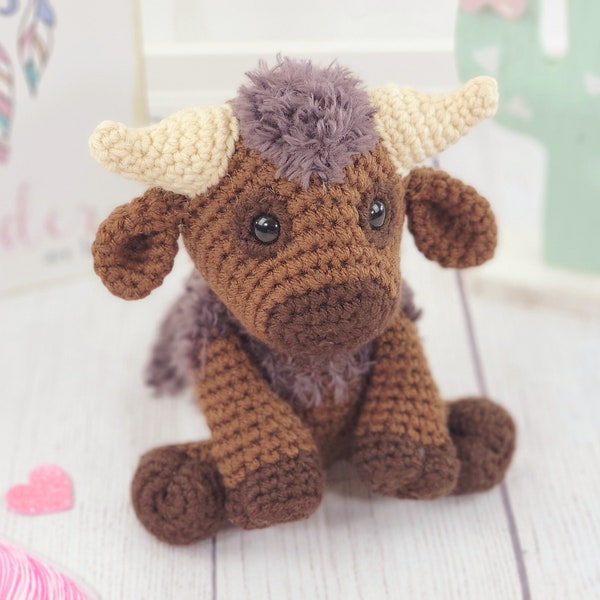 mini bison, mini bison crochet pattern, crochet pattern, crochet bison, amigurumi, bison pattern, crochet, pattern, bison tutuorial