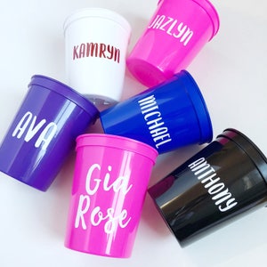 Personal Name Tasse, Personalisierte Tasse, persönliches Geschenk, Brautparty, Junggesellinnenabschiene, Personalisierte Tasse, Party Tasse