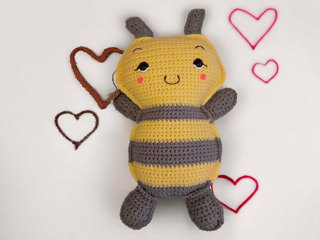 Crochet Bee Ragdoll: Handmade Amigurumi Nursery Decor & Baby Shower ...
