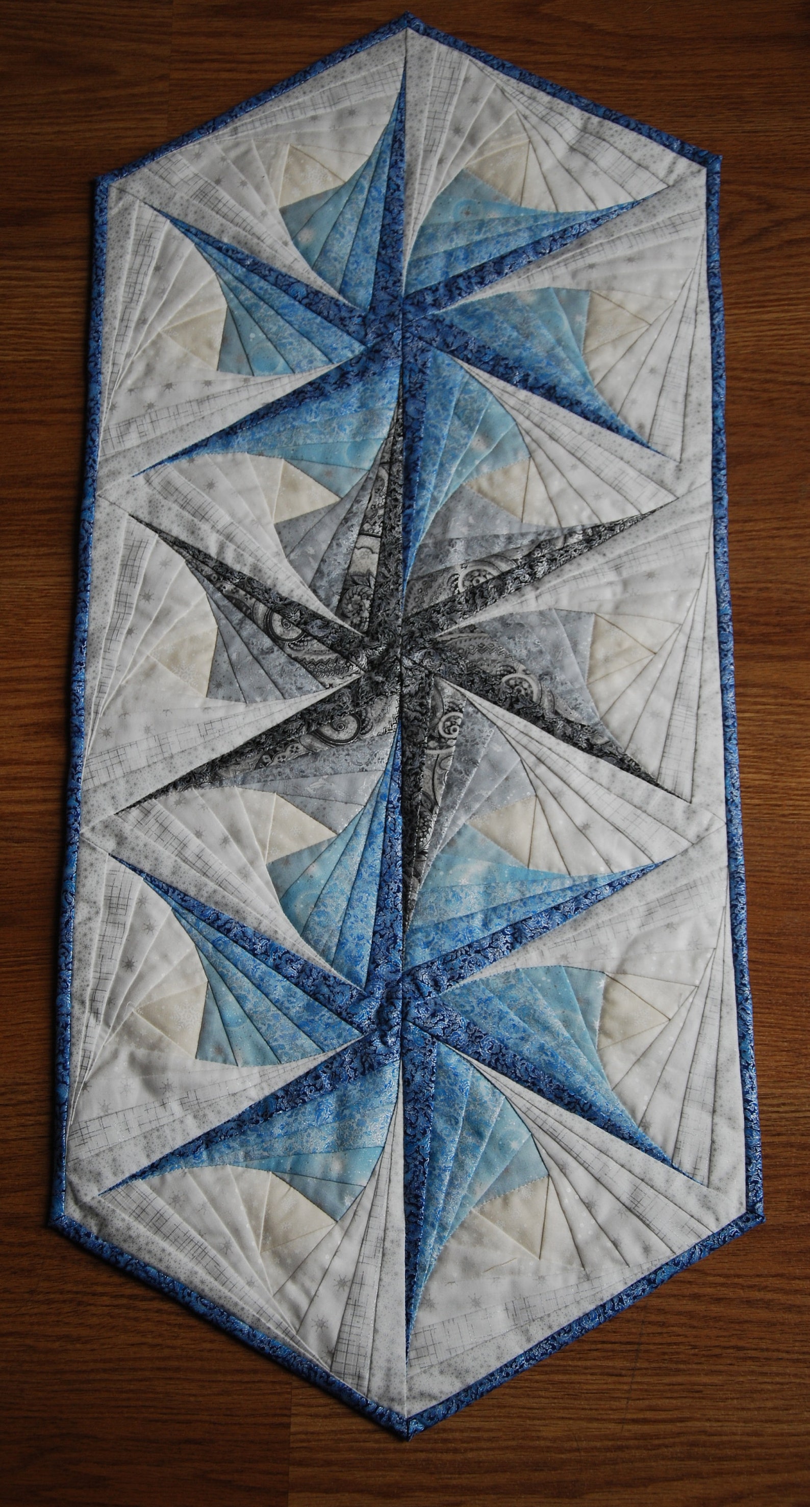 Twisted Log Cabin Frost Table Runner Pattern, Table Runner Pattern ...