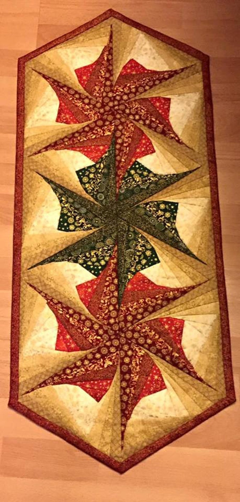 Twisted Log Cabin Poinsettia Table Runner Pattern Table image 1
