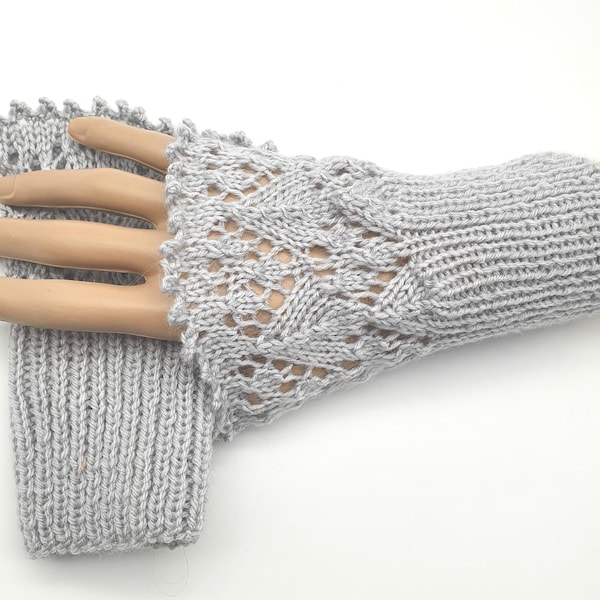 PDF knitting pattern. Women's hand warmers, wrist cuff pattern