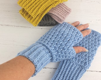 Fingerless gloves pattern crochet. PDF download. Hand warmer, wrist warmer, DK yarn