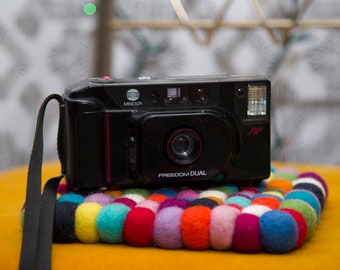 Minolta Freedom Dual AF 35mm Camera - Free Shipping