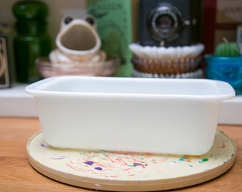 Vintage Plain White Milk Glass Pyrex Loaf Pan #913