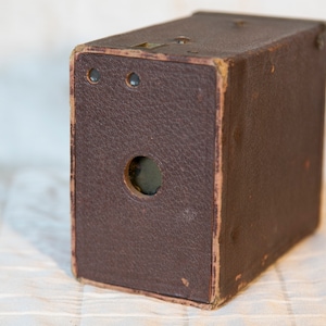 Large Ansco Box Camera - B6 Film Size - Rough Shape - Great for Display - Free Shipping!